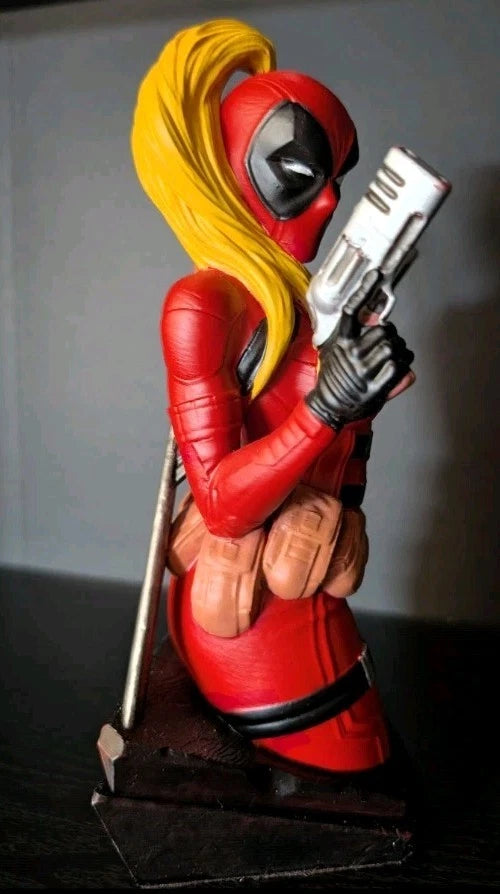Lady Deadpool Bust
