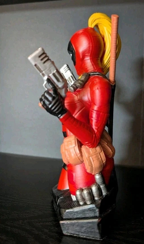 Lady Deadpool Bust